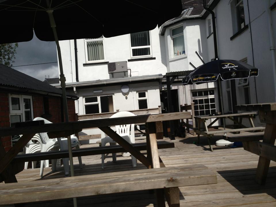 Coach & Horses Bed & Breakfast Tredegar Luaran gambar